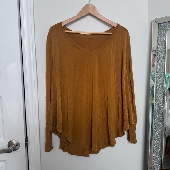 Lululemon Up for Down Time Long Sleeve
Spiced Bronze 12 - Picture 4 of 7